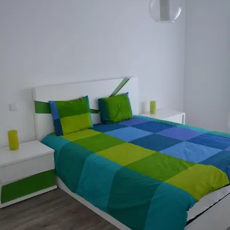 Neue Moderne Mit Privatem Pool By Interhome Vakantiehuis Famalicão